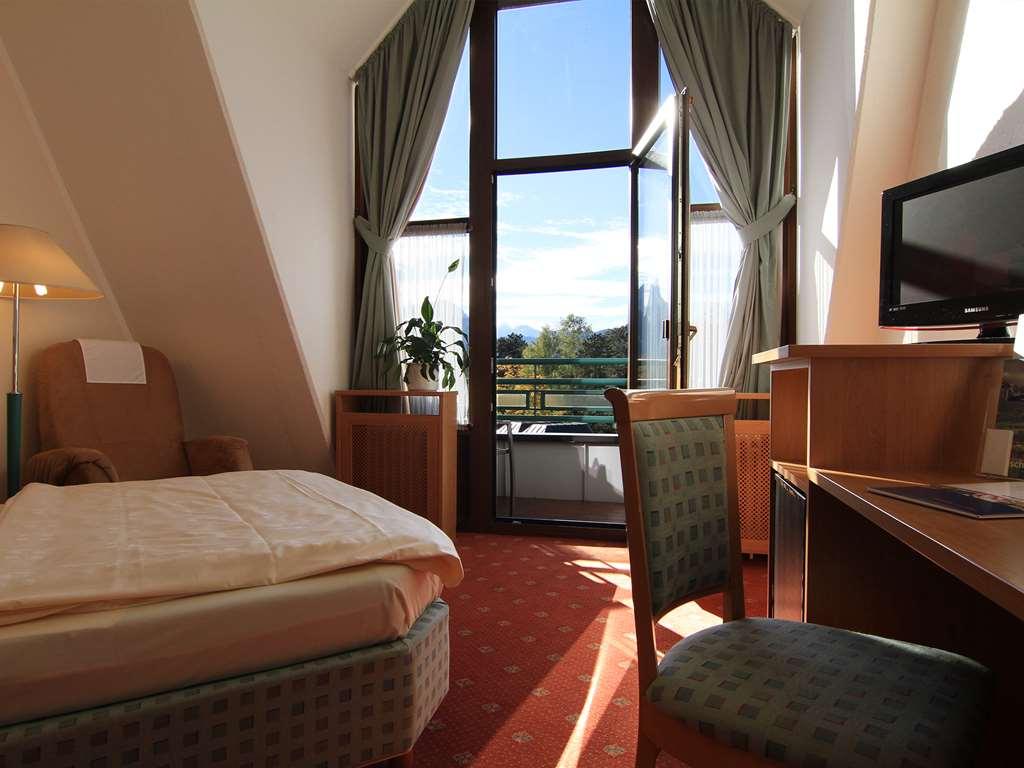 Amber Hotel Bavaria Bad Reichenhall Room photo